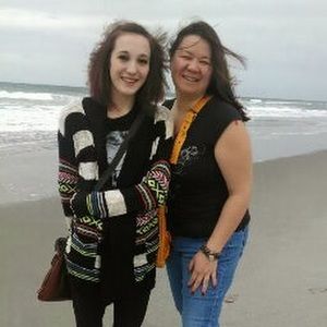 Meet your Posher, Leeann